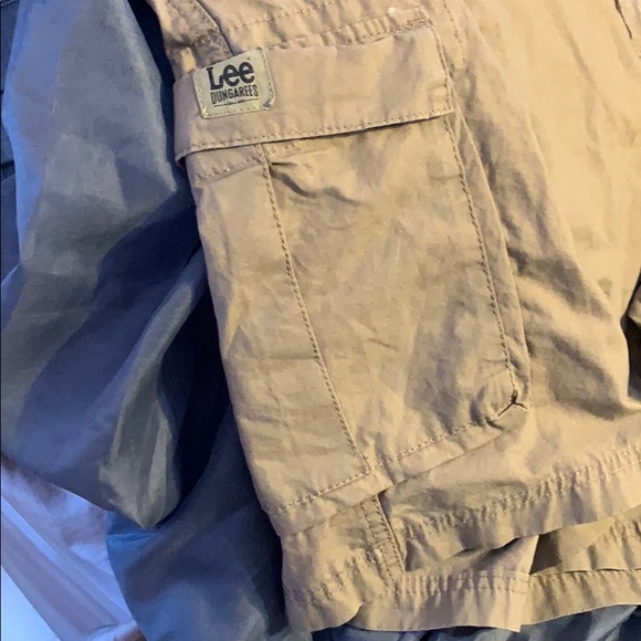 Lee Dungarees Wyoming cargo shorts 🩳 - Picture 7 of 9